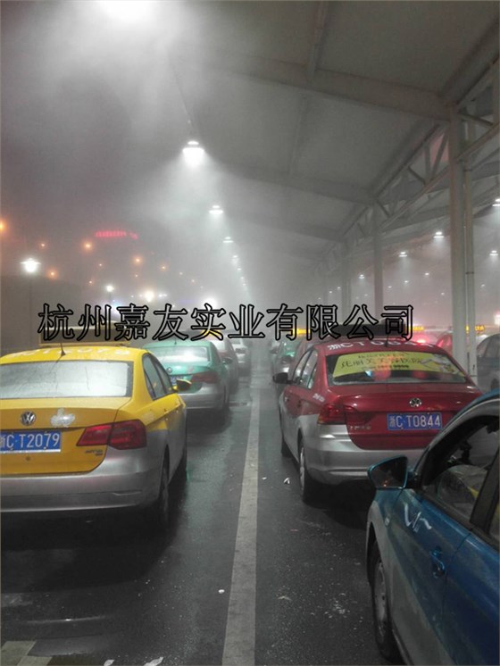 温州南火车站高压微雾降温.6